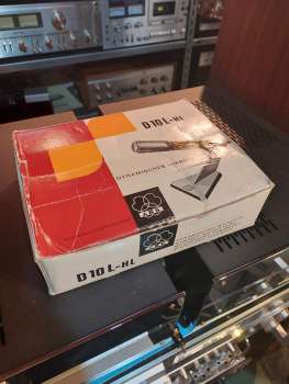 AKG  D10 L-HL dynamisches Mikrophon in OVP unbenutzt 70ger Jahre mit Holz